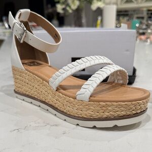 Dolce Vita Cream and Tan Woven Wedge Sandals